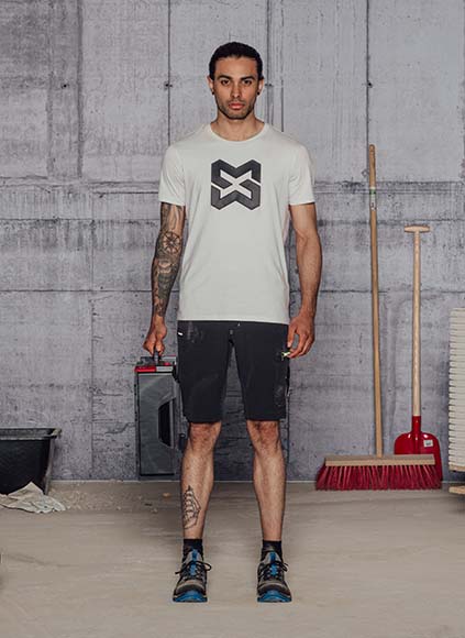 Monteur Outfit  für den Sommer aus der Stretch Evolution Kollektion