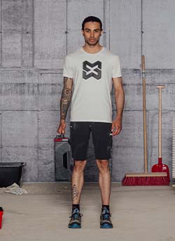 Monteur Outfit  für den Sommer aus der Stretch Evolution Kollektion